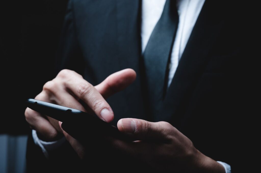 What Women’s Profiles You Should Avoid Wasting Time On: A Guide for Men